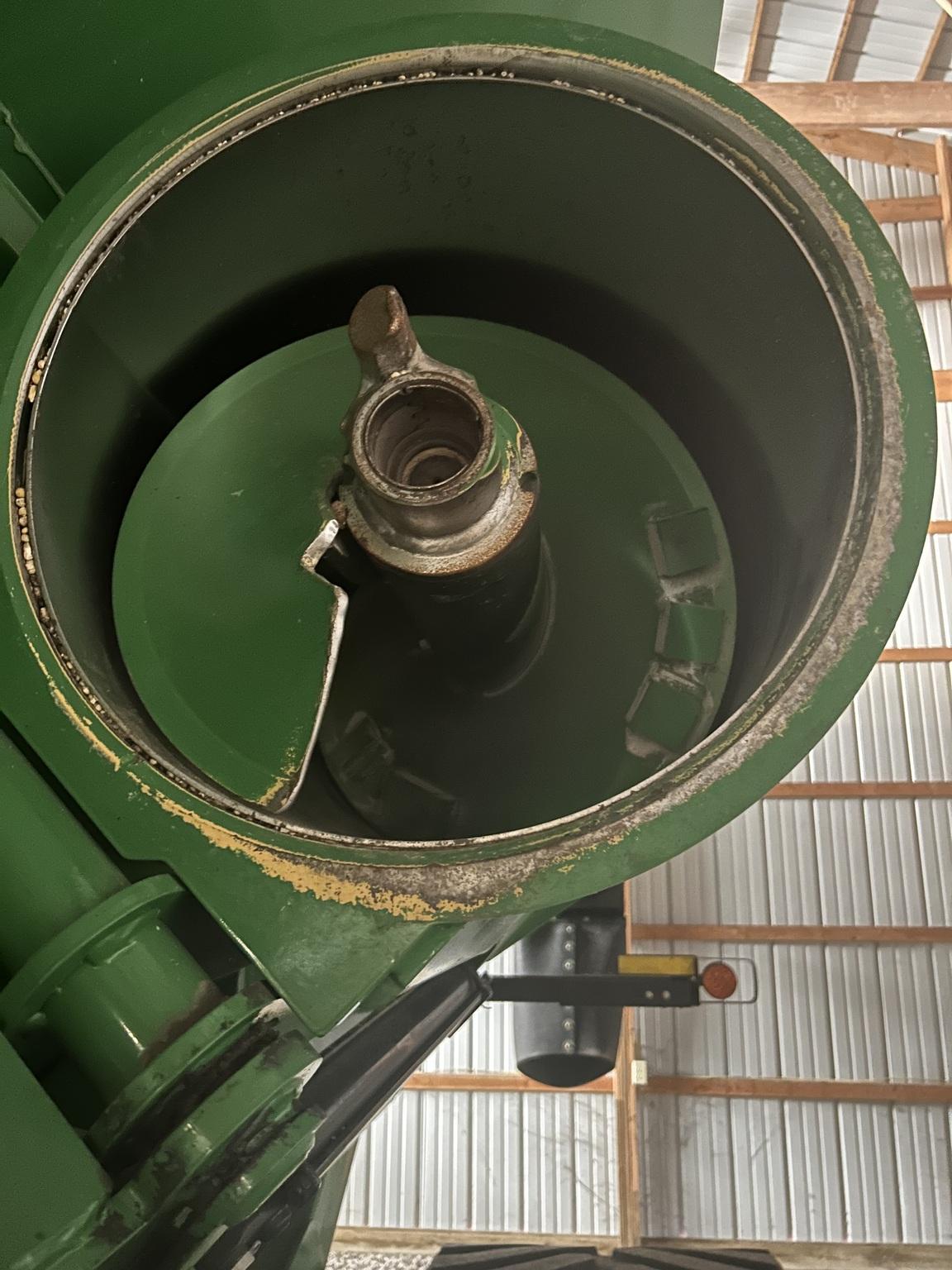 2015 Brent 1082 Image