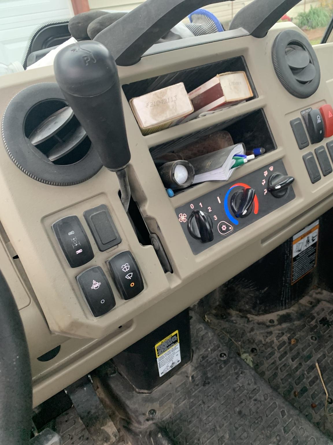 2024 John Deere XUV 835R Image