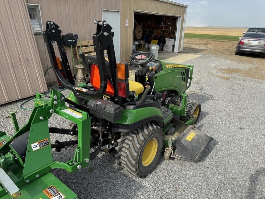2015 John Deere 1025R Image