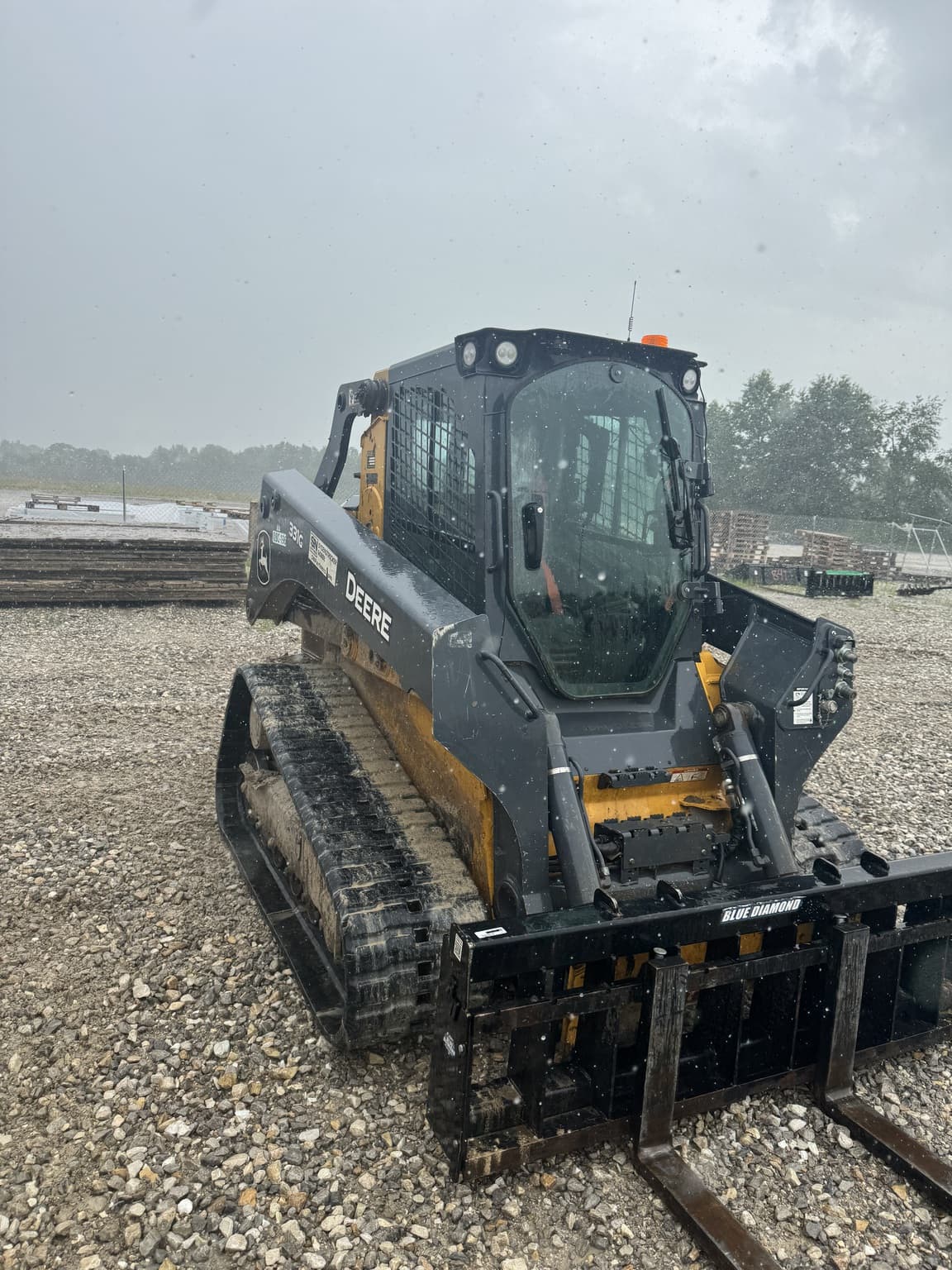 2023 John Deere 331G Image