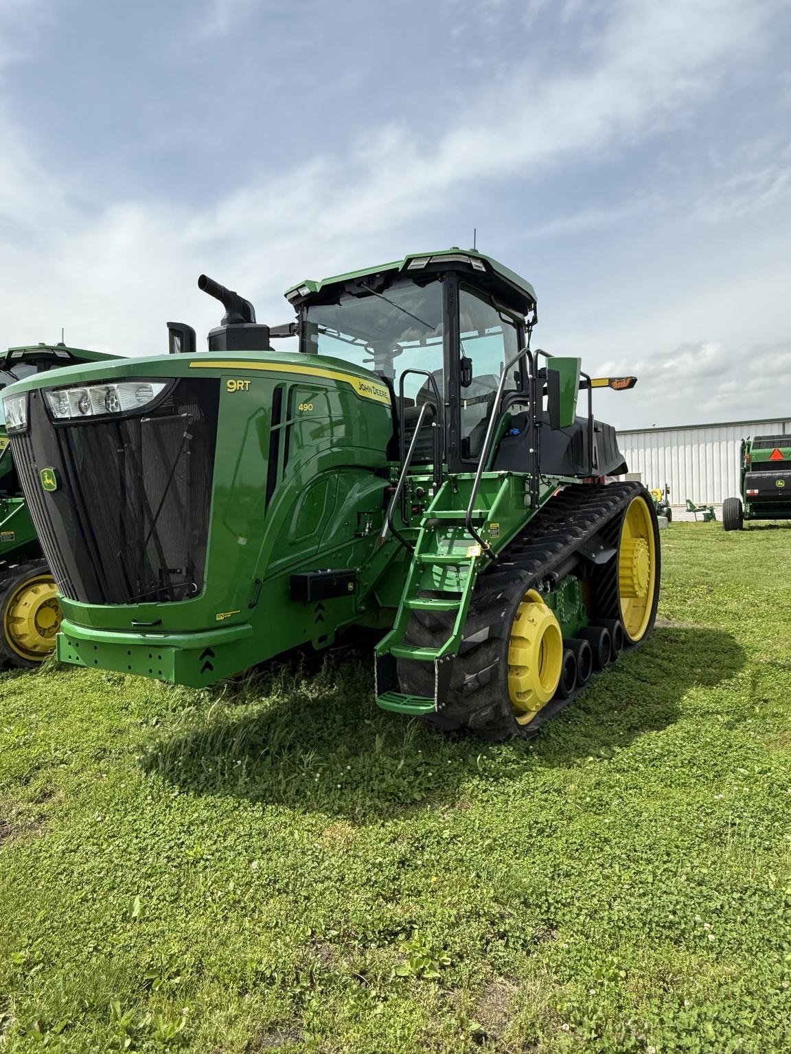 2024 John Deere 9RT 490 Image