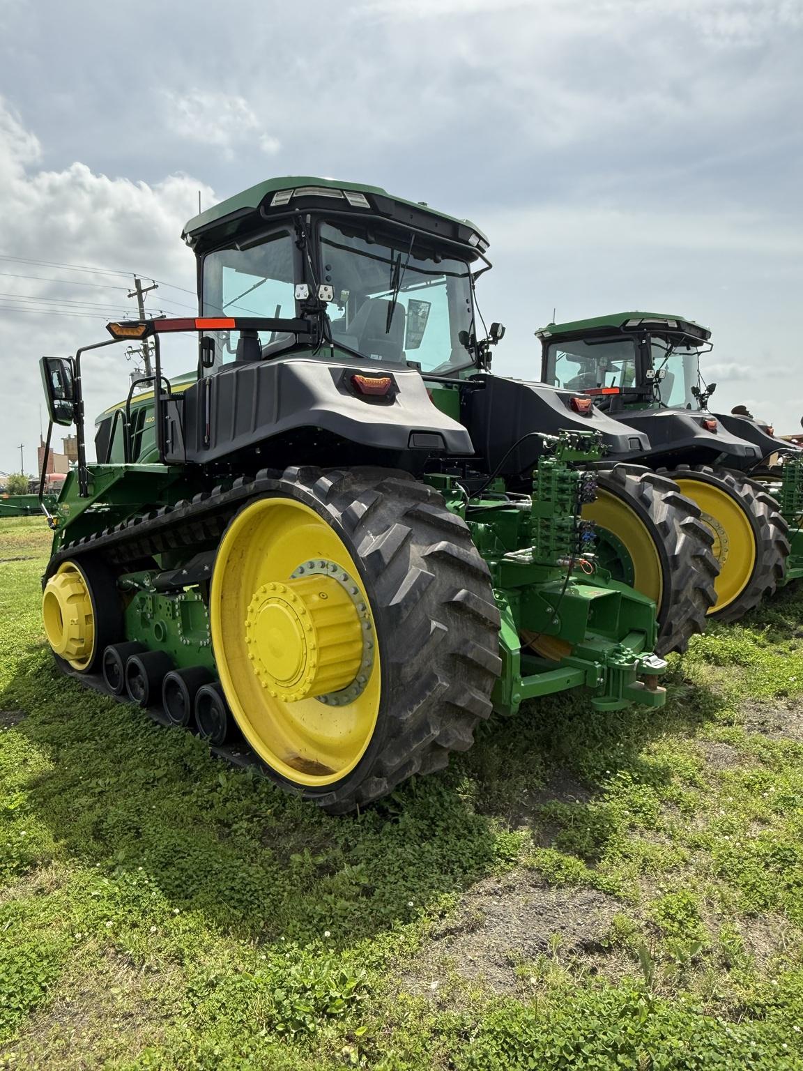 2024 John Deere 9RT 490 Image