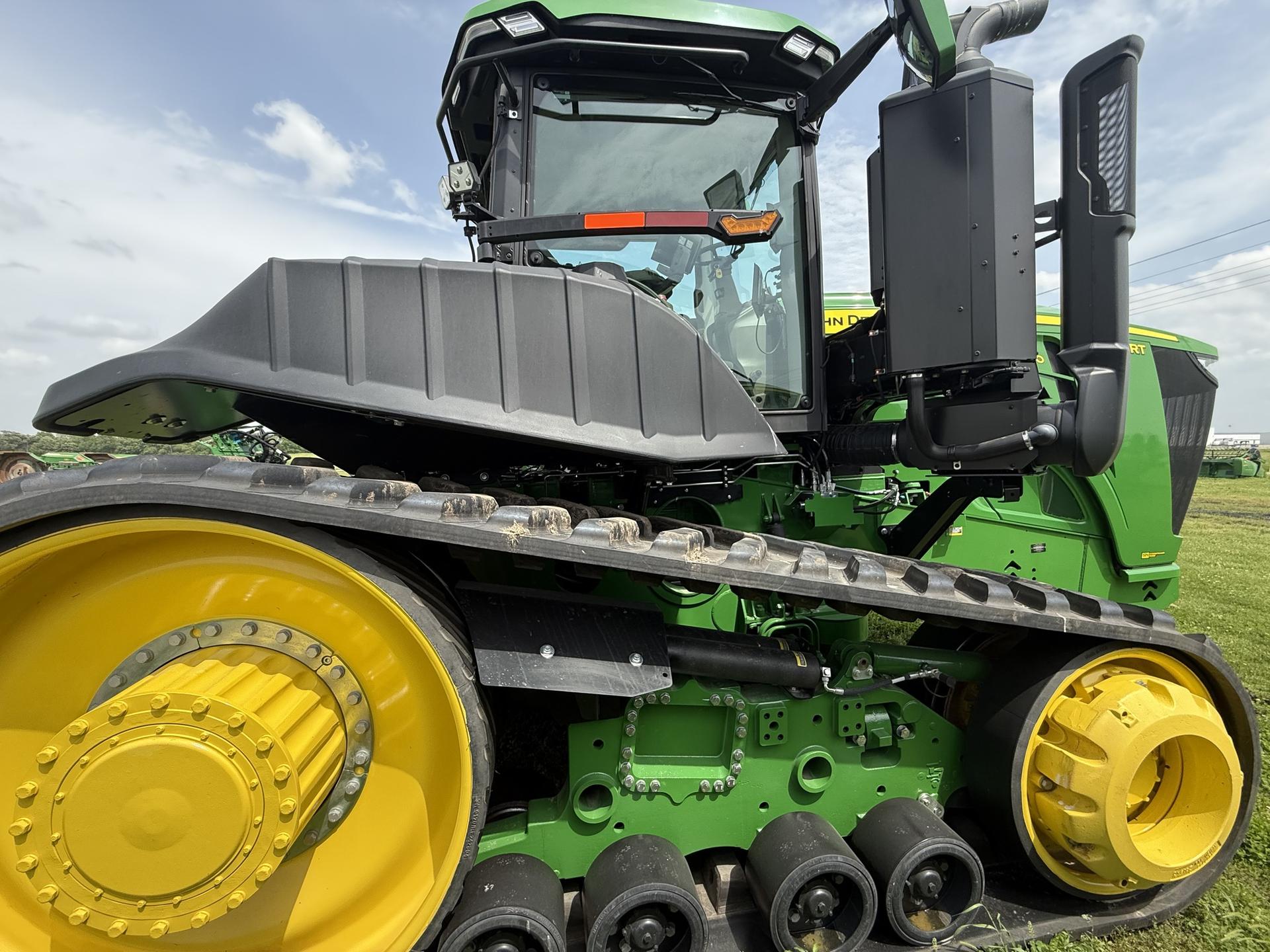 2024 John Deere 9RT 490 Image