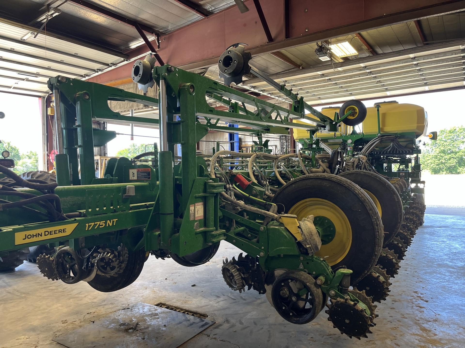 2023 John Deere 1775NT Image