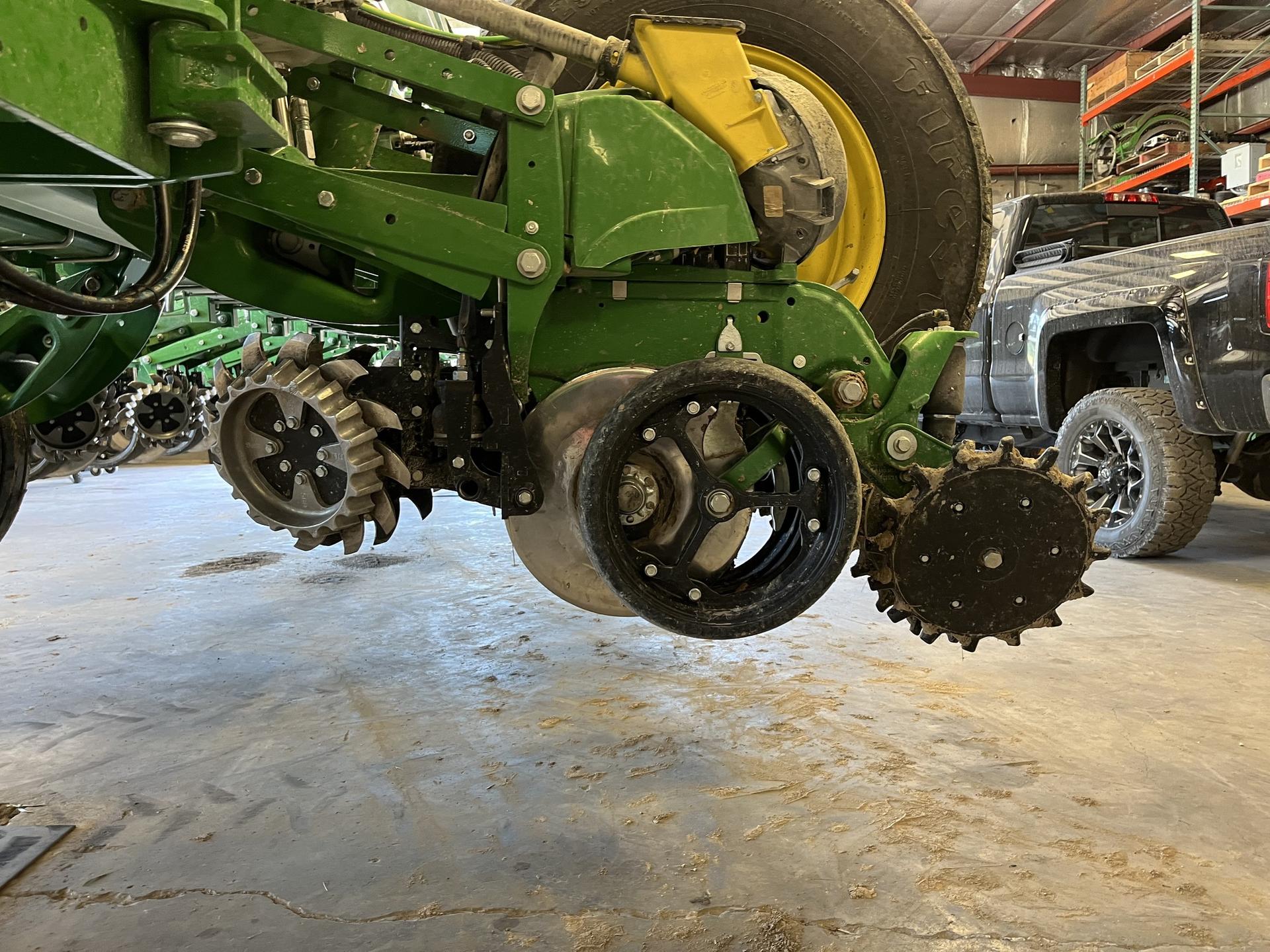 2023 John Deere 1775NT Image