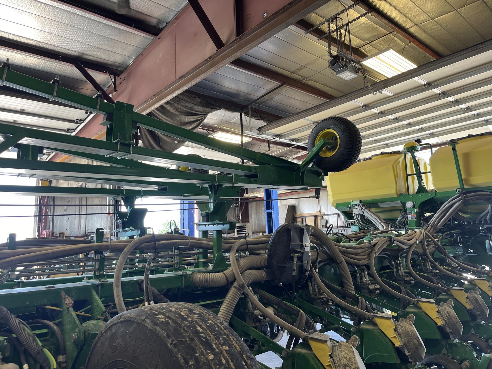 2023 John Deere 1775NT Image