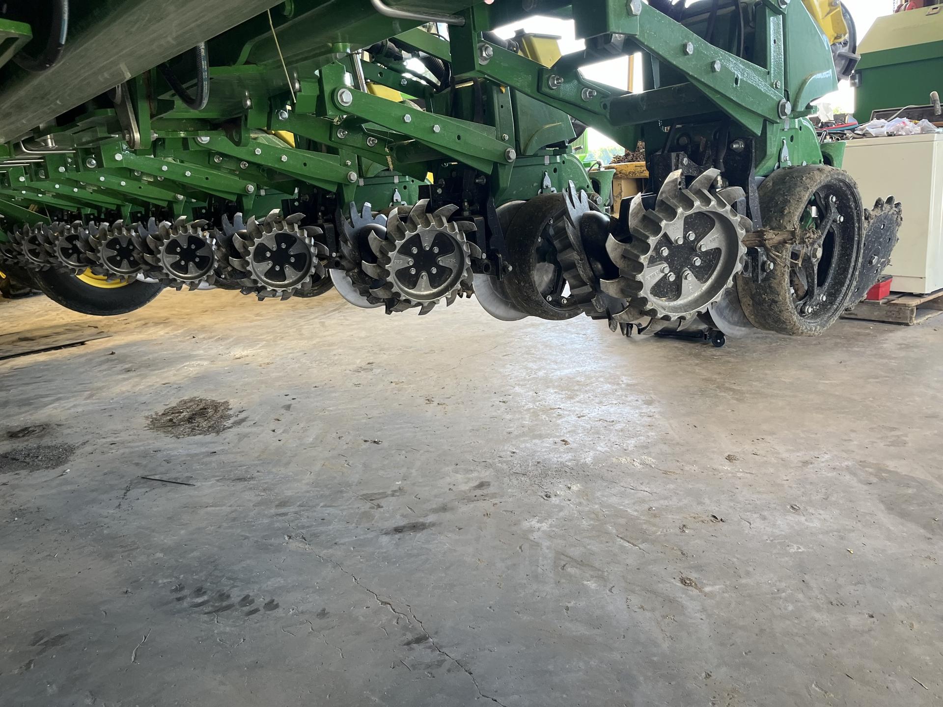 2023 John Deere 1775NT Image