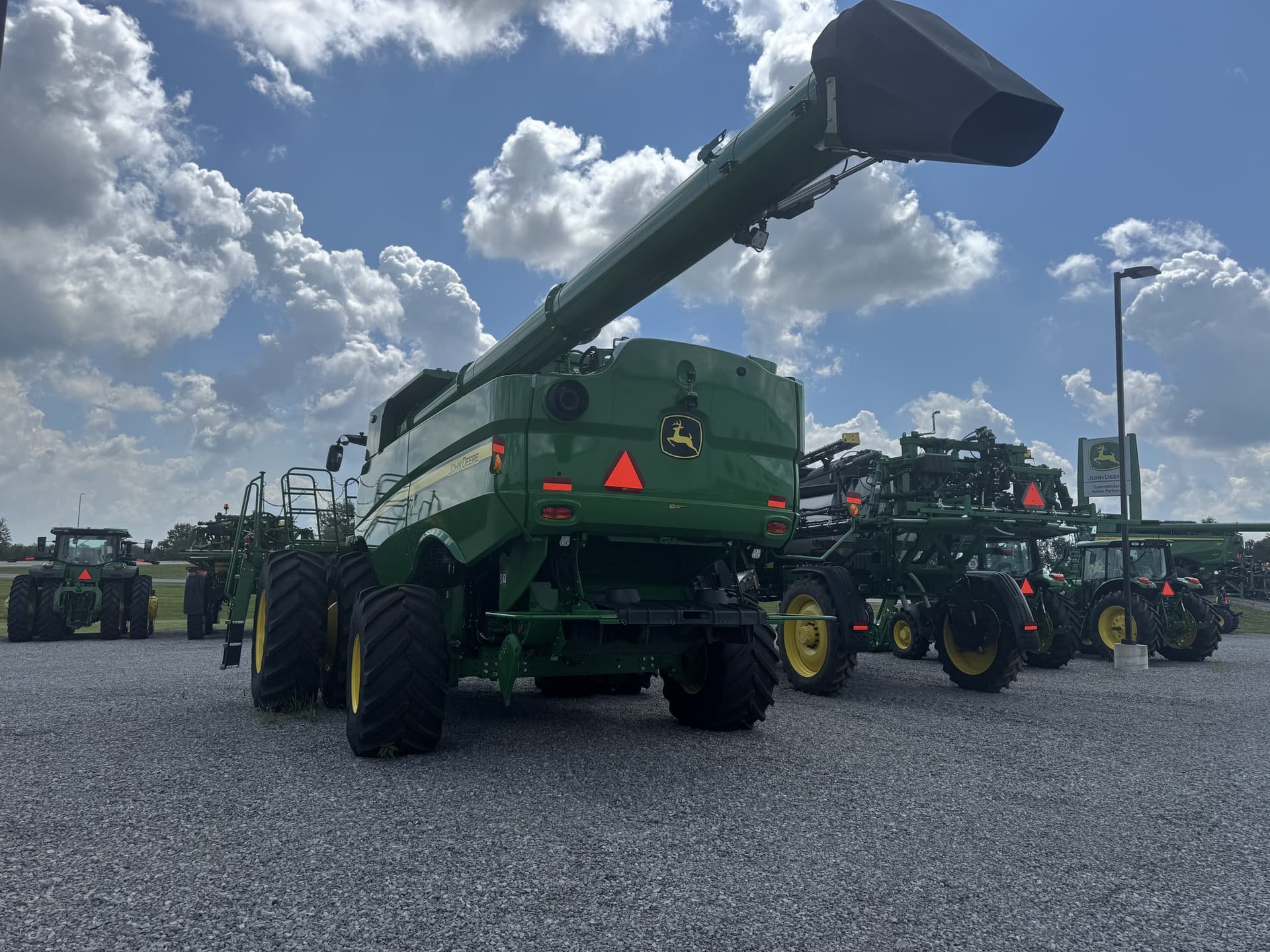 2024 John Deere S790 Image