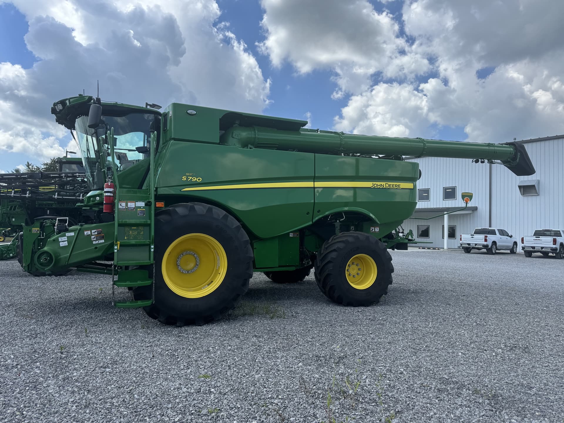 2024 John Deere S790 Image