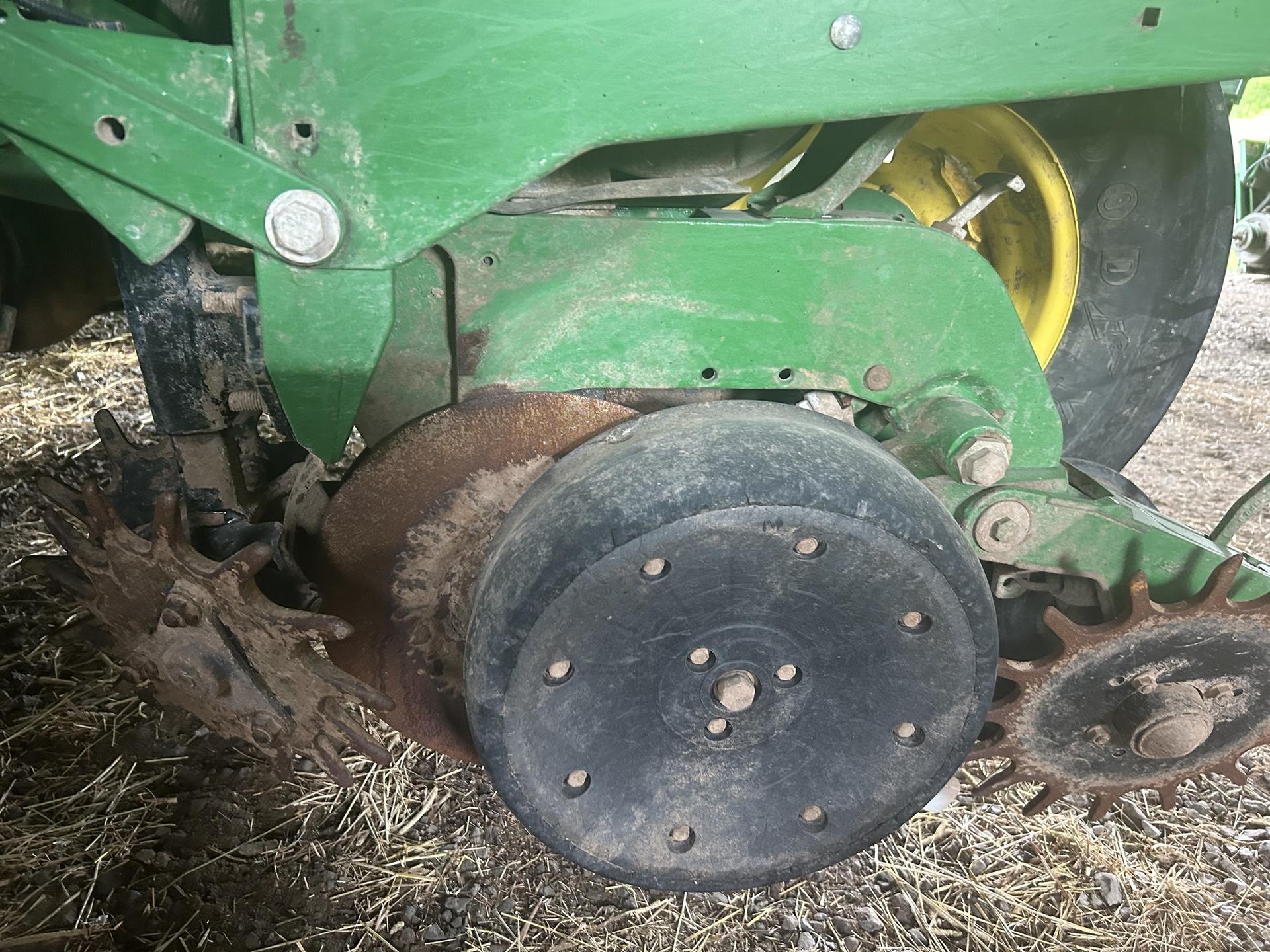 2013 John Deere 1770NT Image