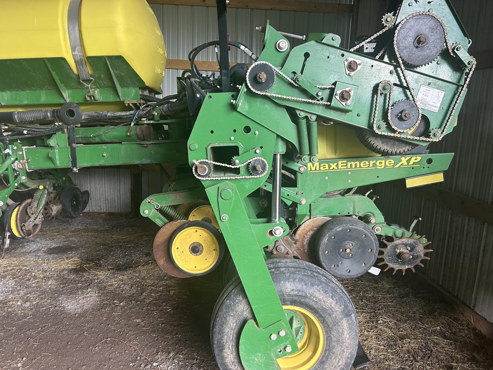 2013 John Deere 1770NT Image