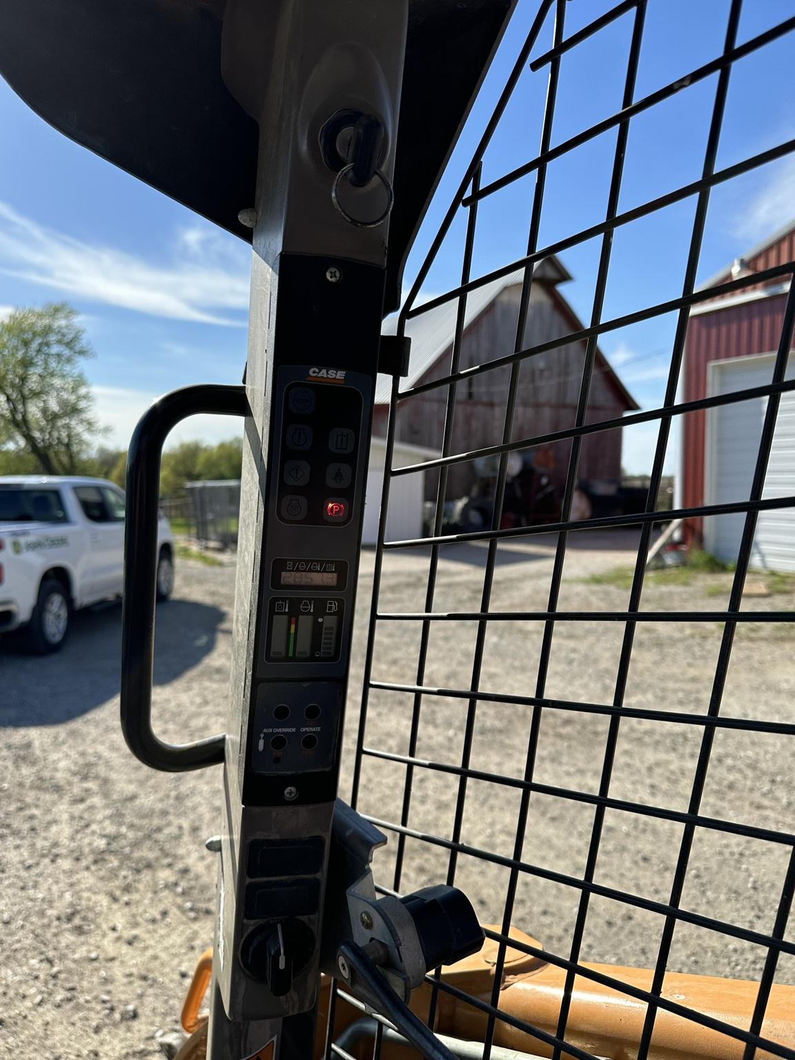 2014 Case SV250 Image