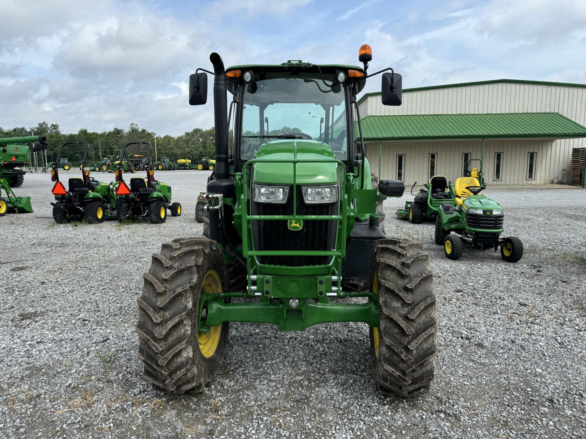 2024 John Deere 6105E Image