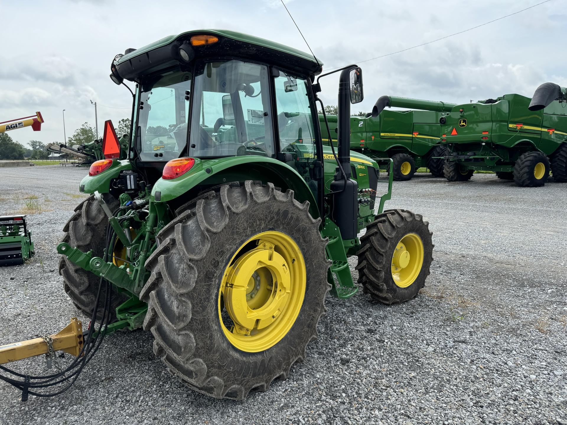 2024 John Deere 6105E Image