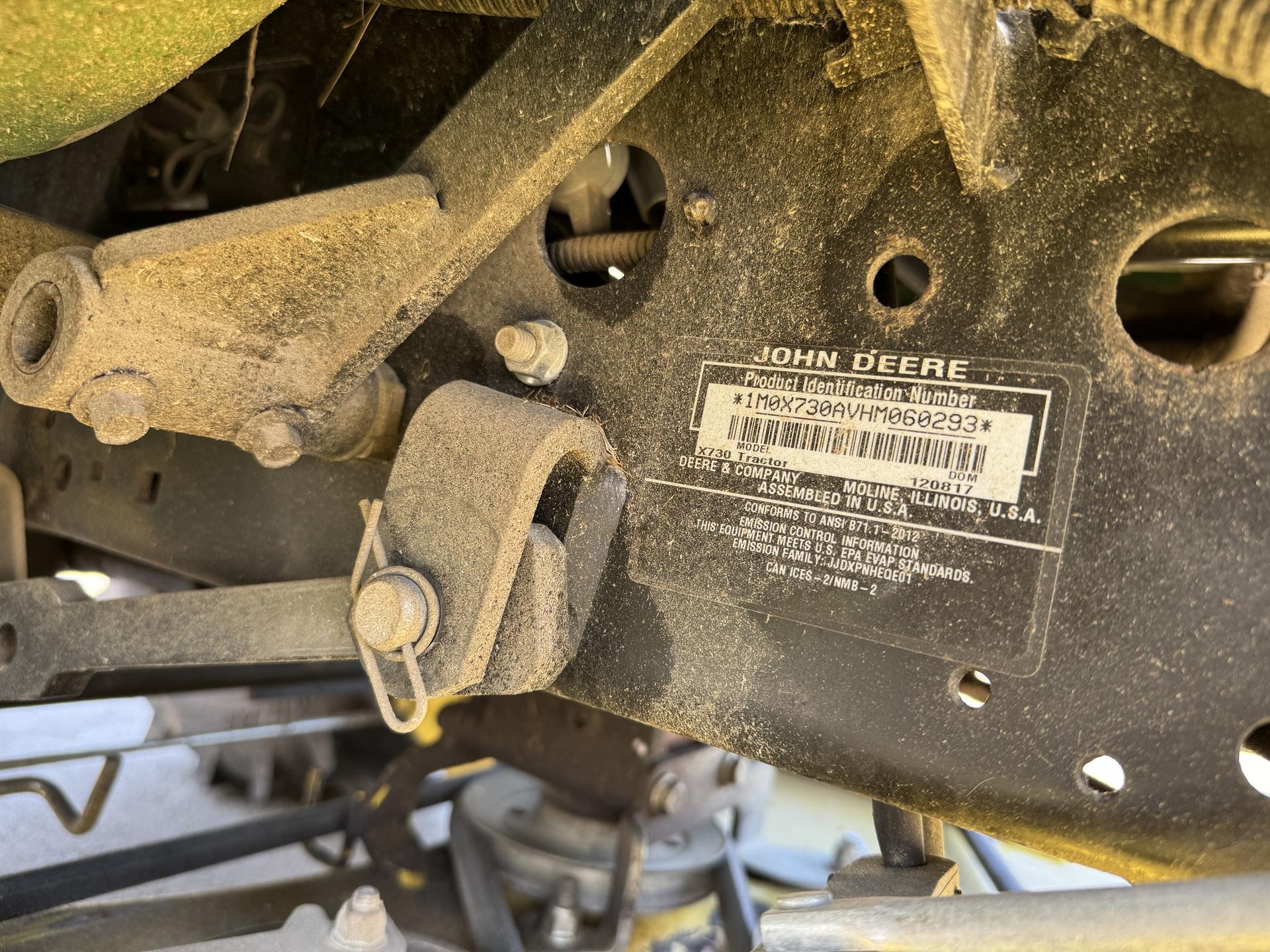 2018 John Deere X730 Image