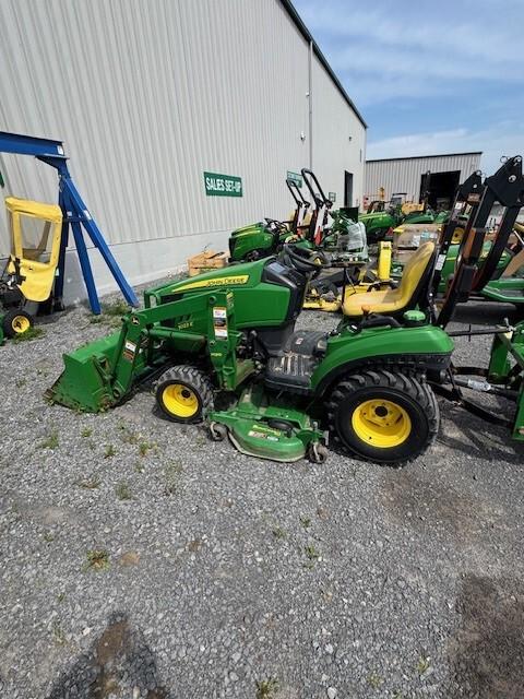 2016 John Deere 1023E Image