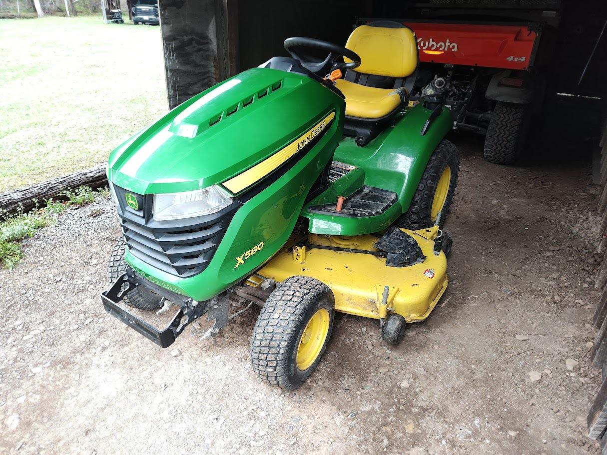 2017 John Deere x580 Image