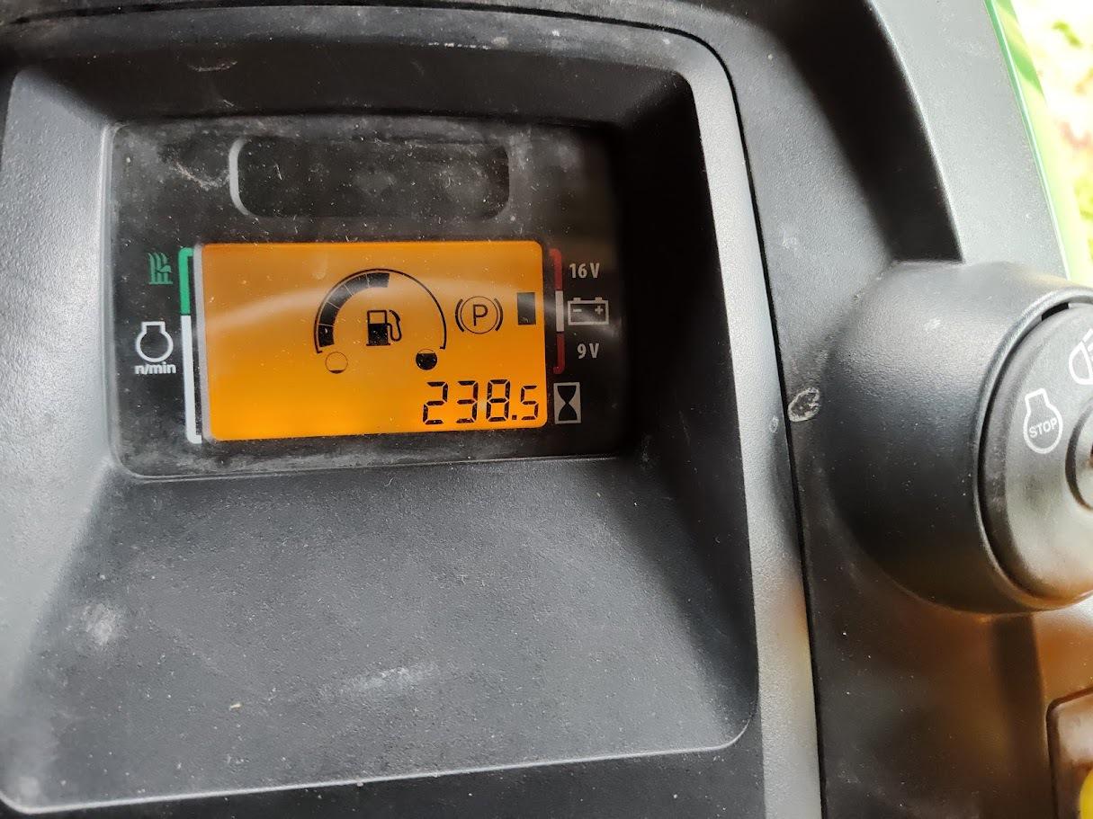 2017 John Deere x580 Image