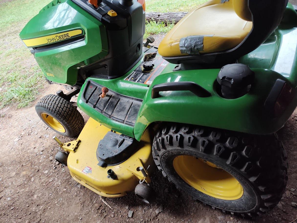 2017 John Deere x580 Image