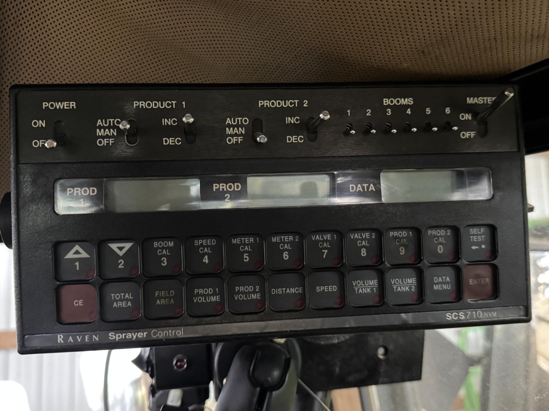 2001 RoGator 854 Image