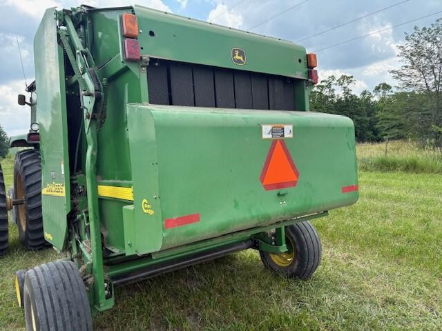 2003 John Deere 567 Image
