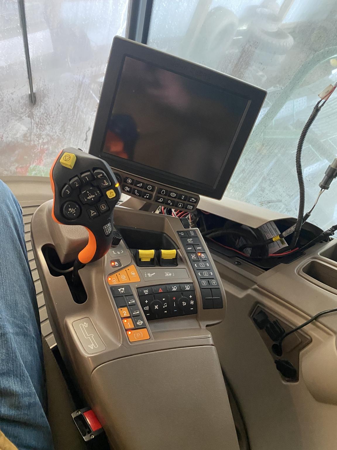 2020 John Deere S780 Image