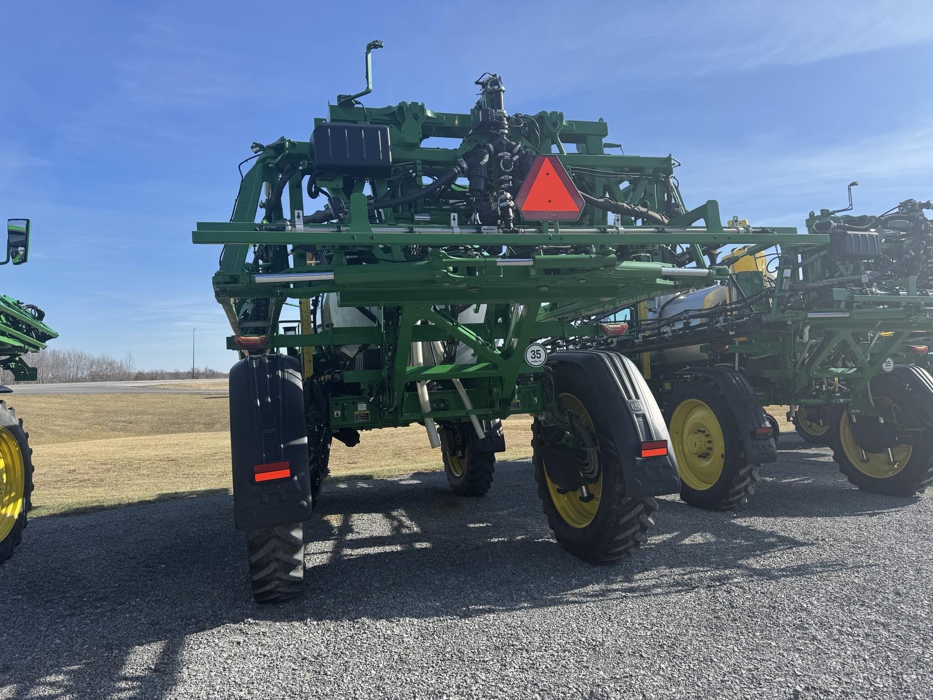 2023 John Deere 612R Image