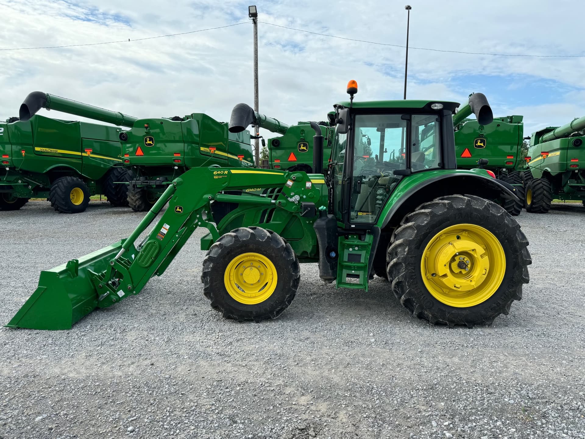 2023 John Deere 6140M Image