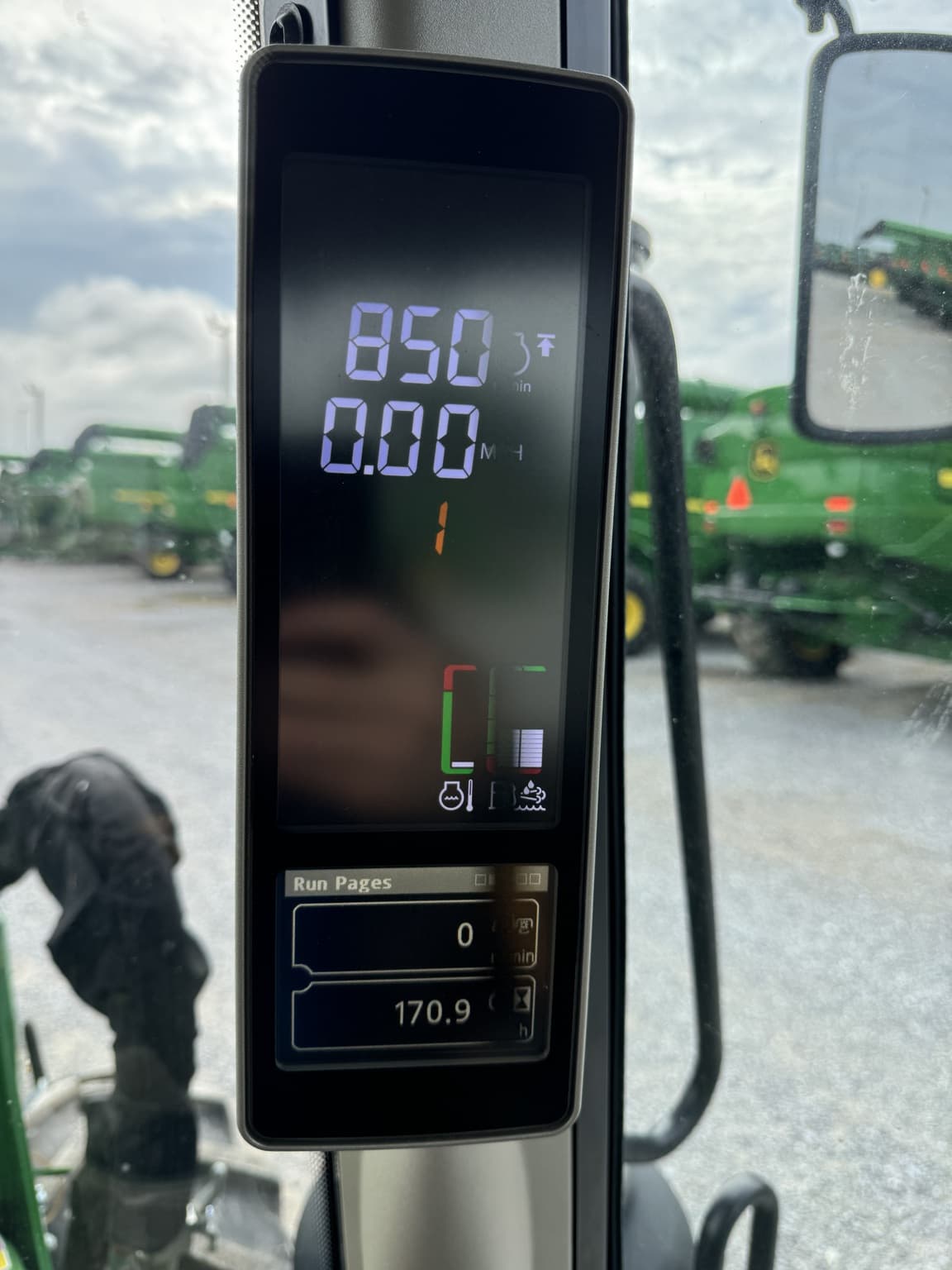 2023 John Deere 6140M Image