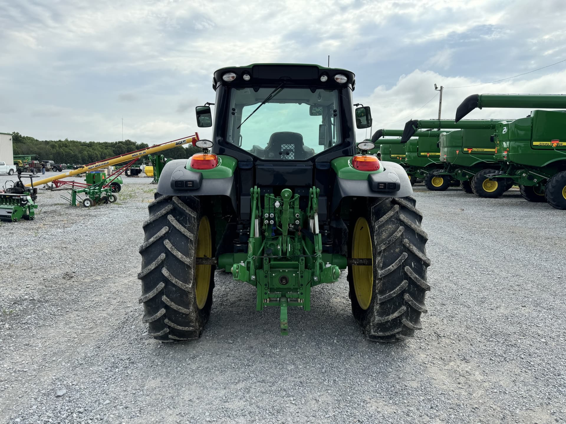 2023 John Deere 6140M Image
