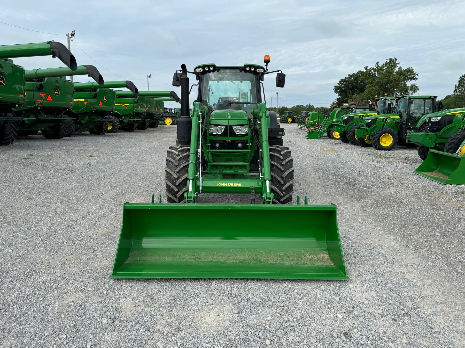 2023 John Deere 6140M Image