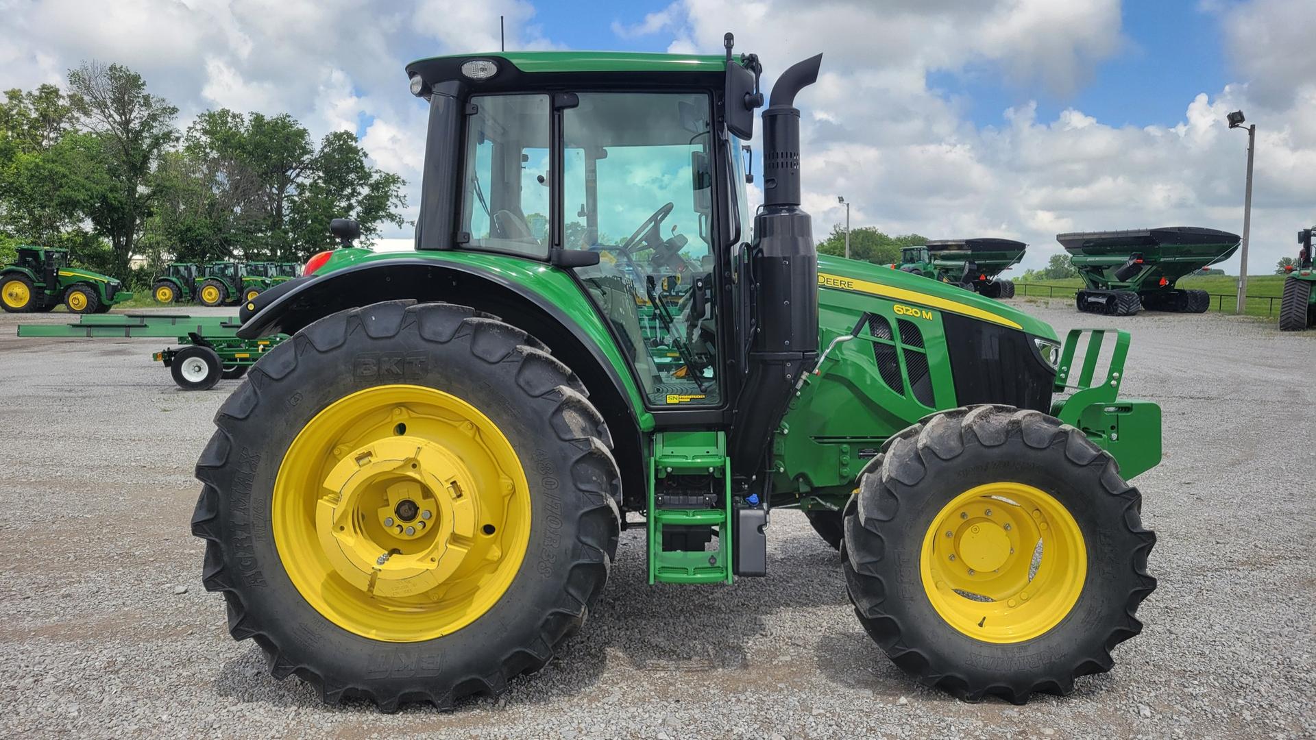 2024 John Deere 6120M Image