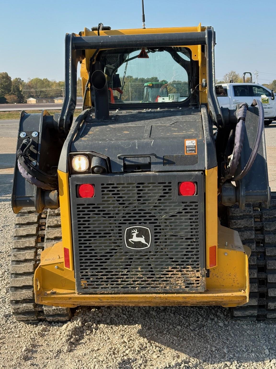 2022 John Deere 325G Image