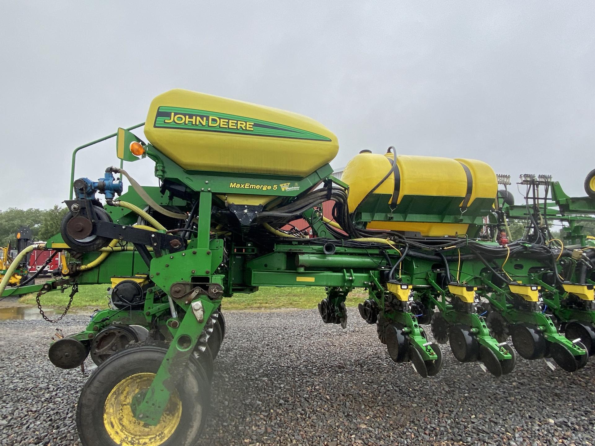 2020 John Deere 1775NT Image