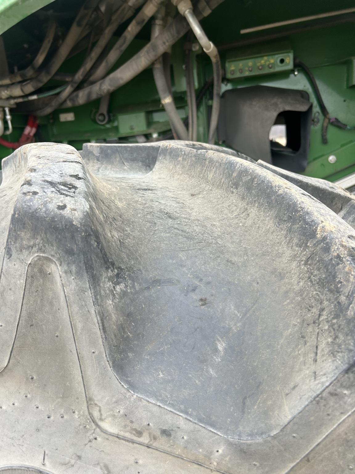 2015 John Deere S680 Image