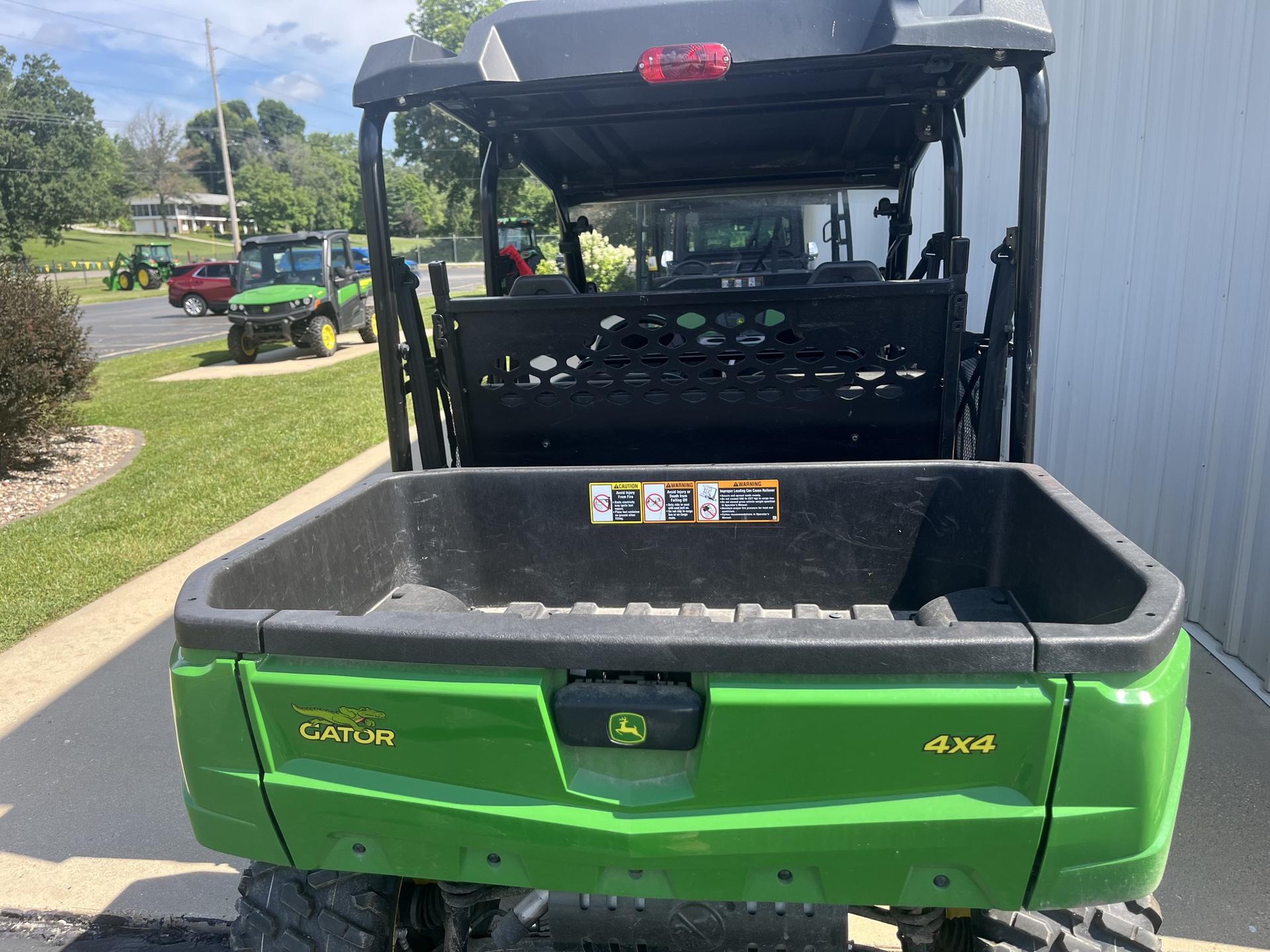 2024 John Deere XUV 590M S4 Image