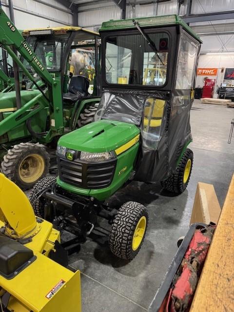 2021 John Deere X738 Image