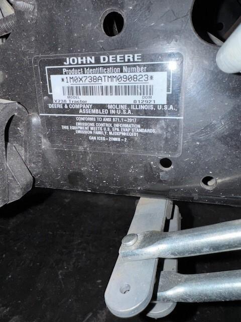 2021 John Deere X738 Image