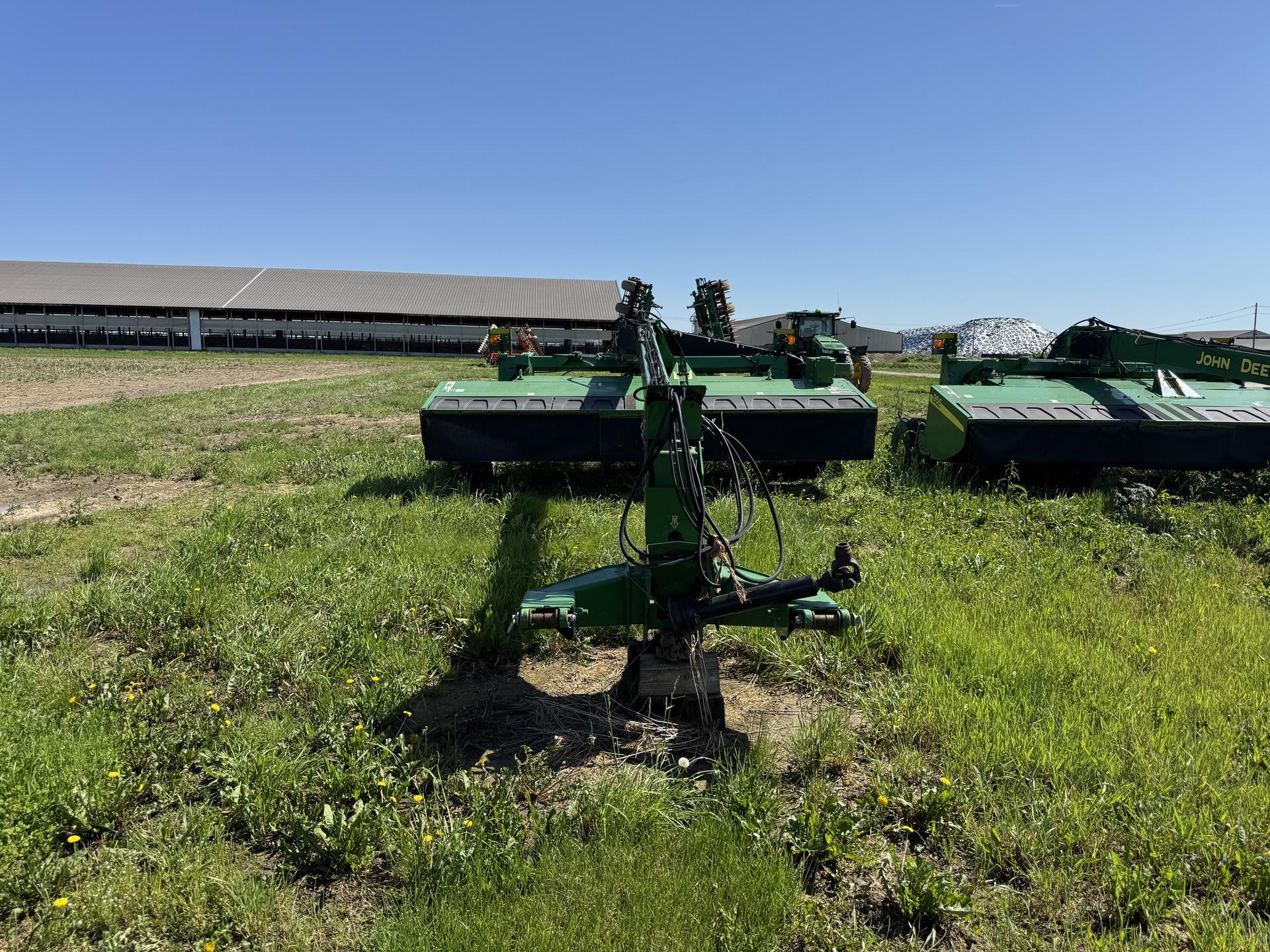2016 John Deere 956 Image