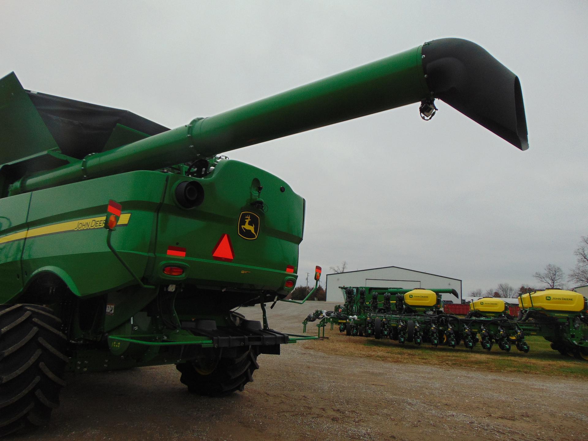 2023 John Deere S780 Image