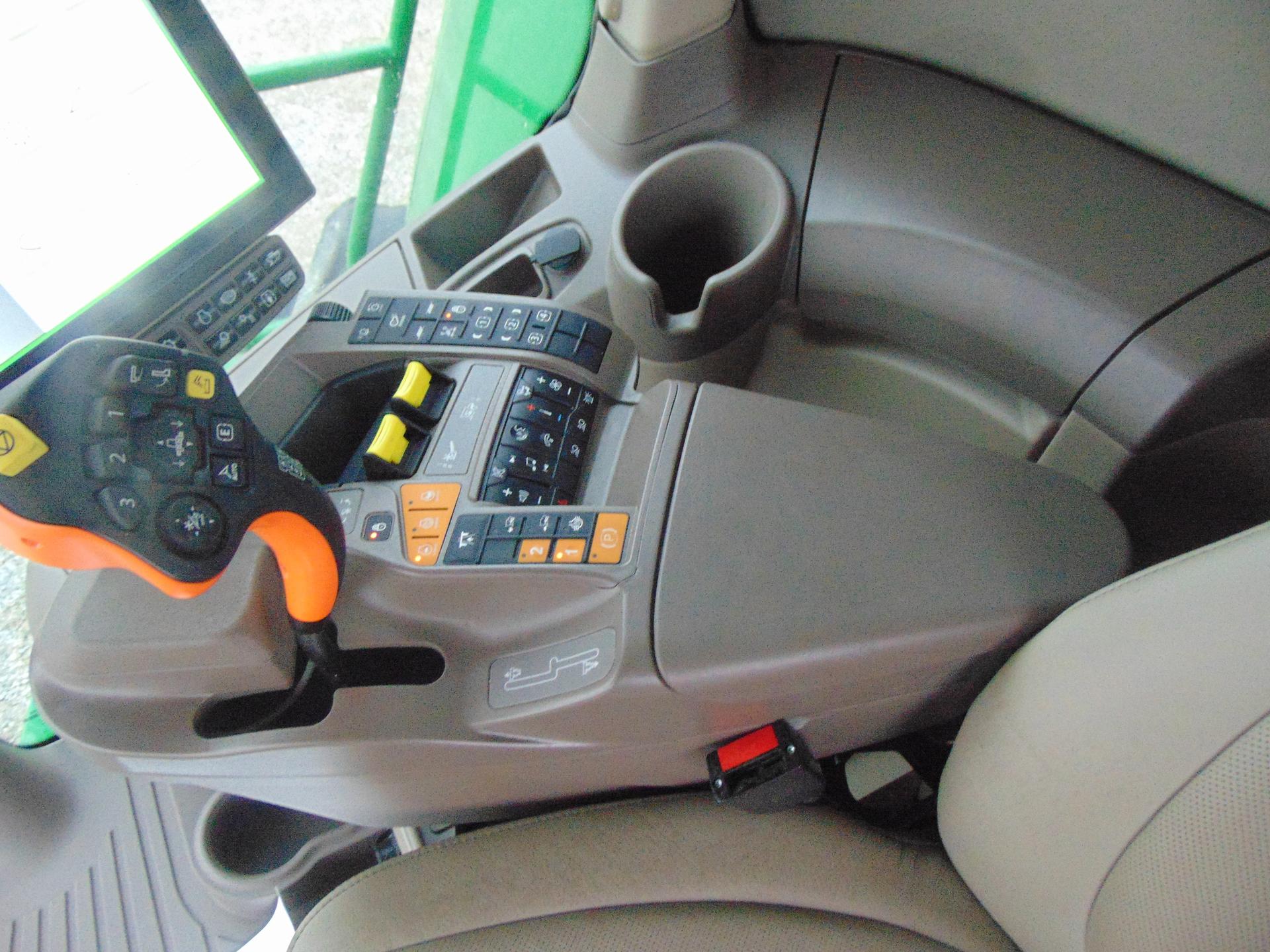 2023 John Deere S780 Image