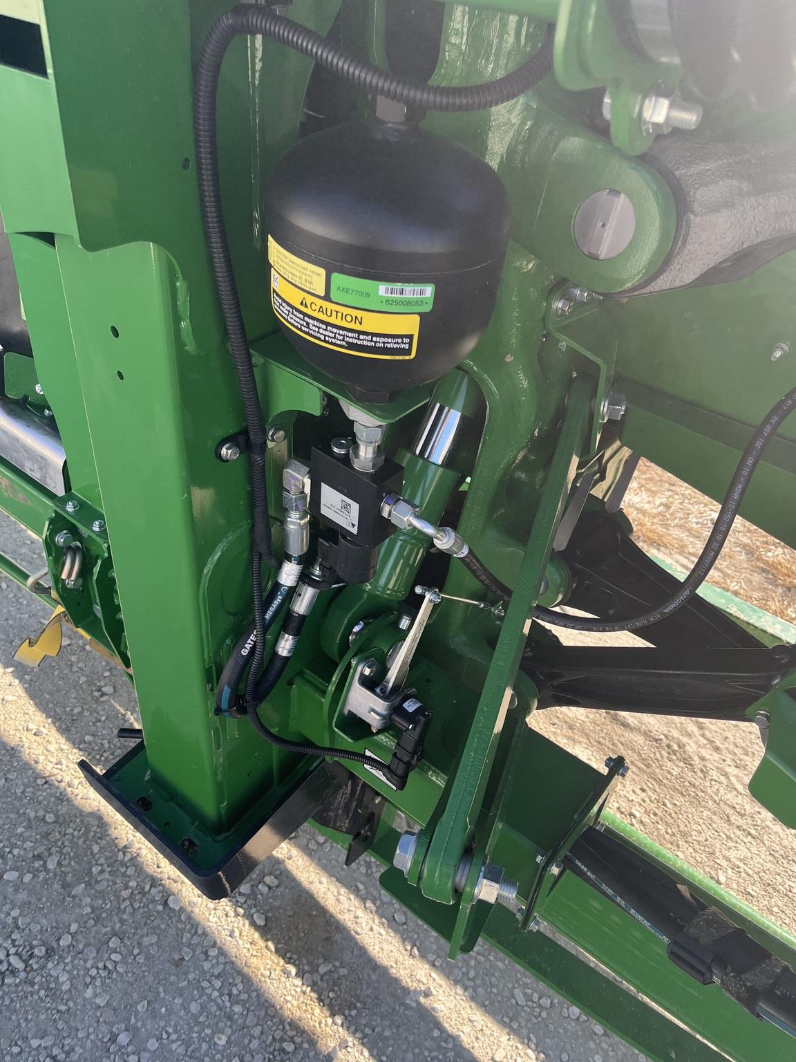 2023 John Deere HD40F Image