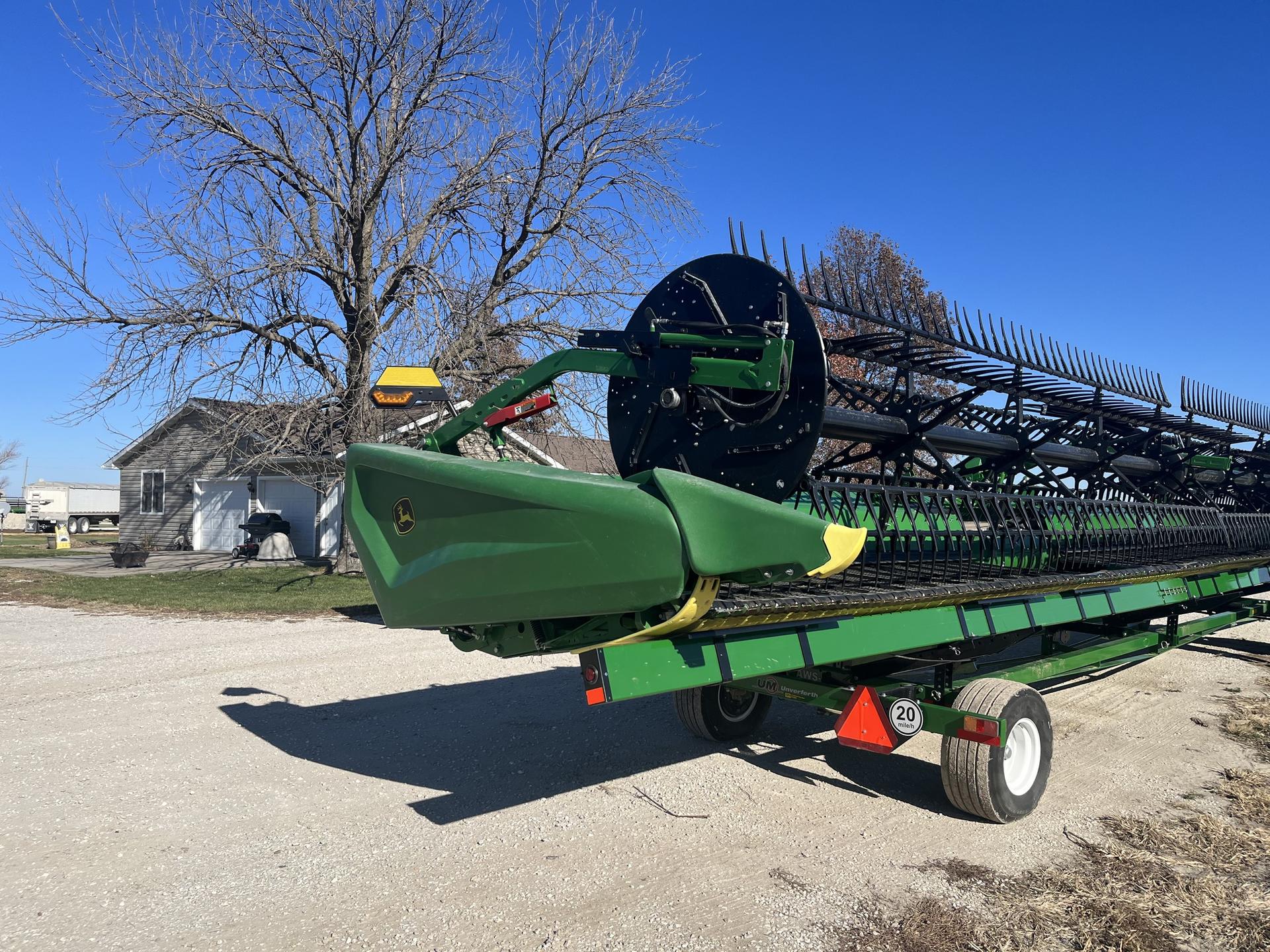 2023 John Deere HD40F Image