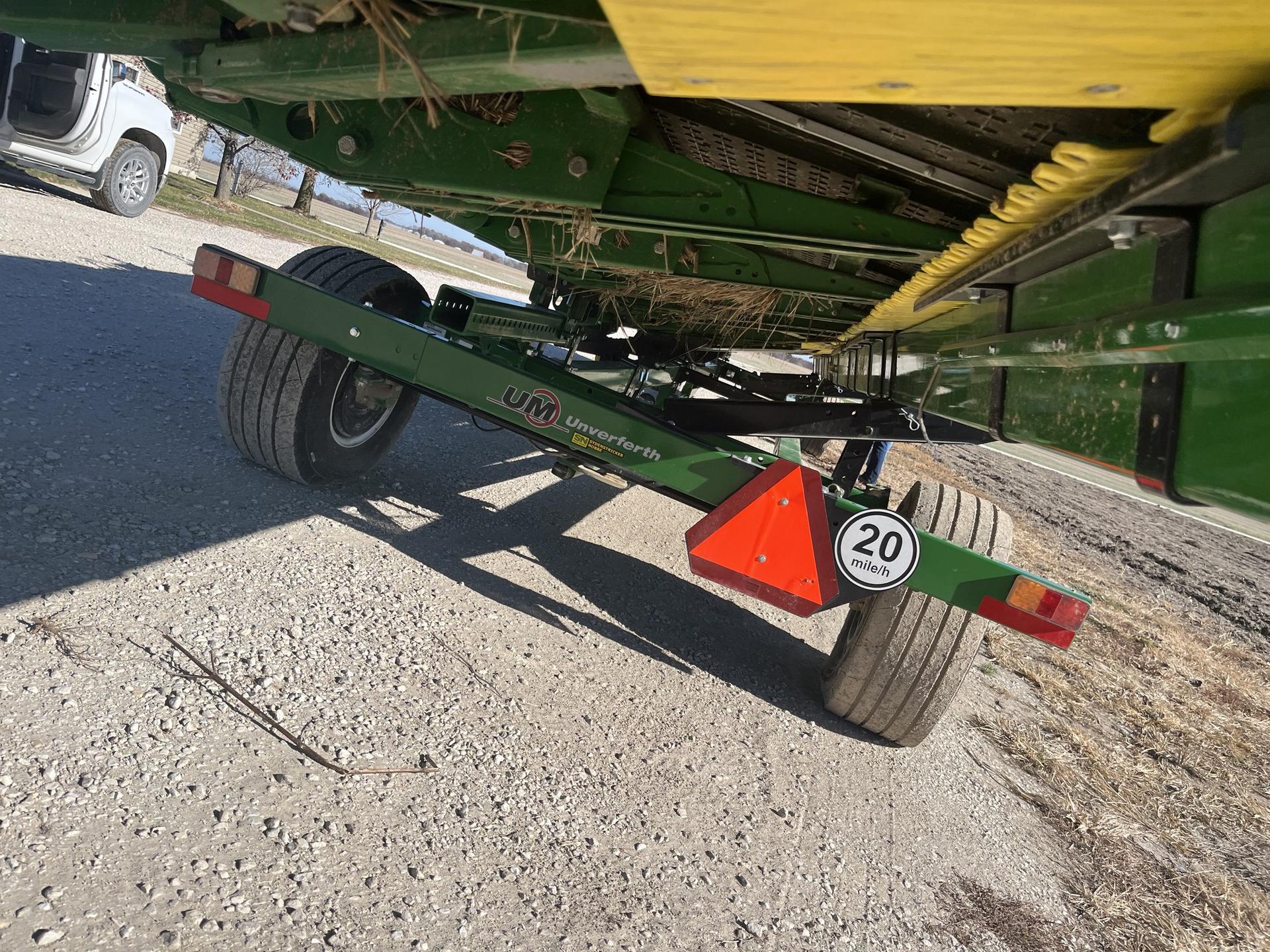 2023 John Deere HD40F Image