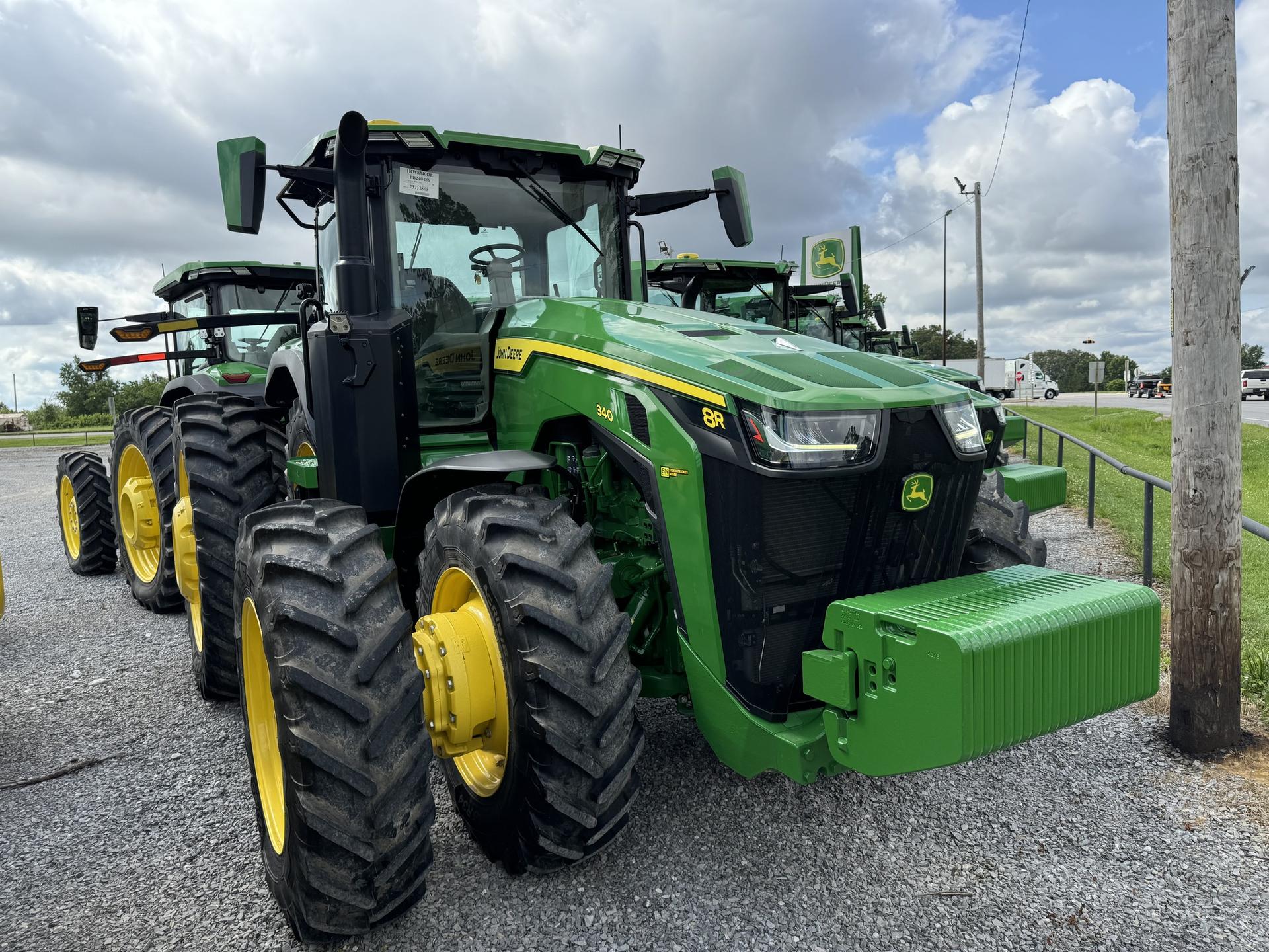 2024 John Deere 8R 340 Image