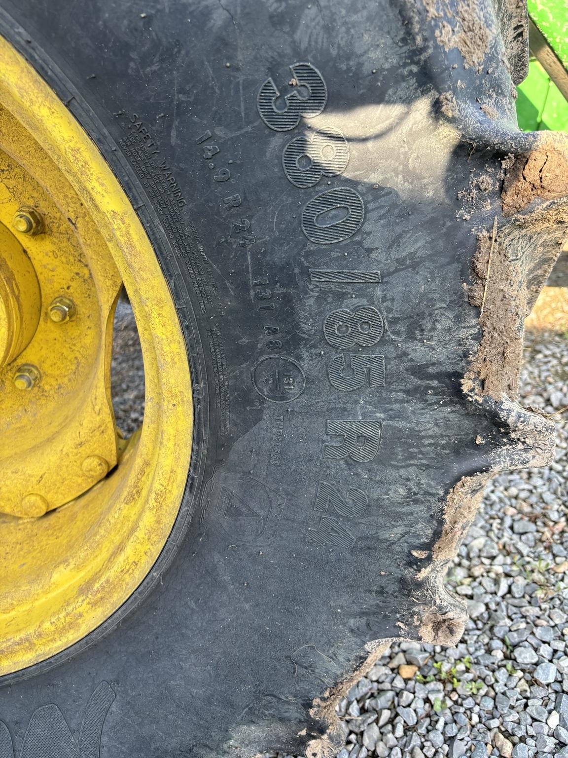 2021 John Deere 6135E Image