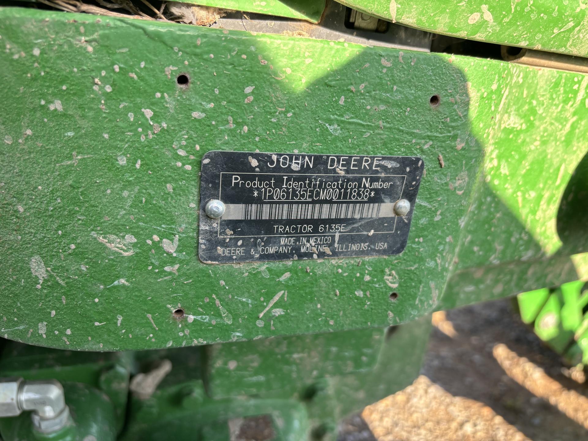 2021 John Deere 6135E Image