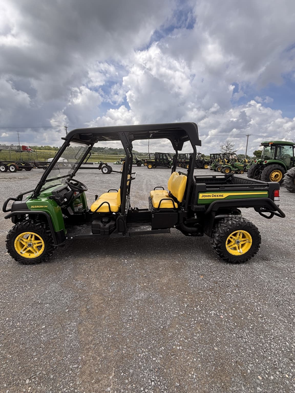 2022 John Deere XUV 825M S4 Image