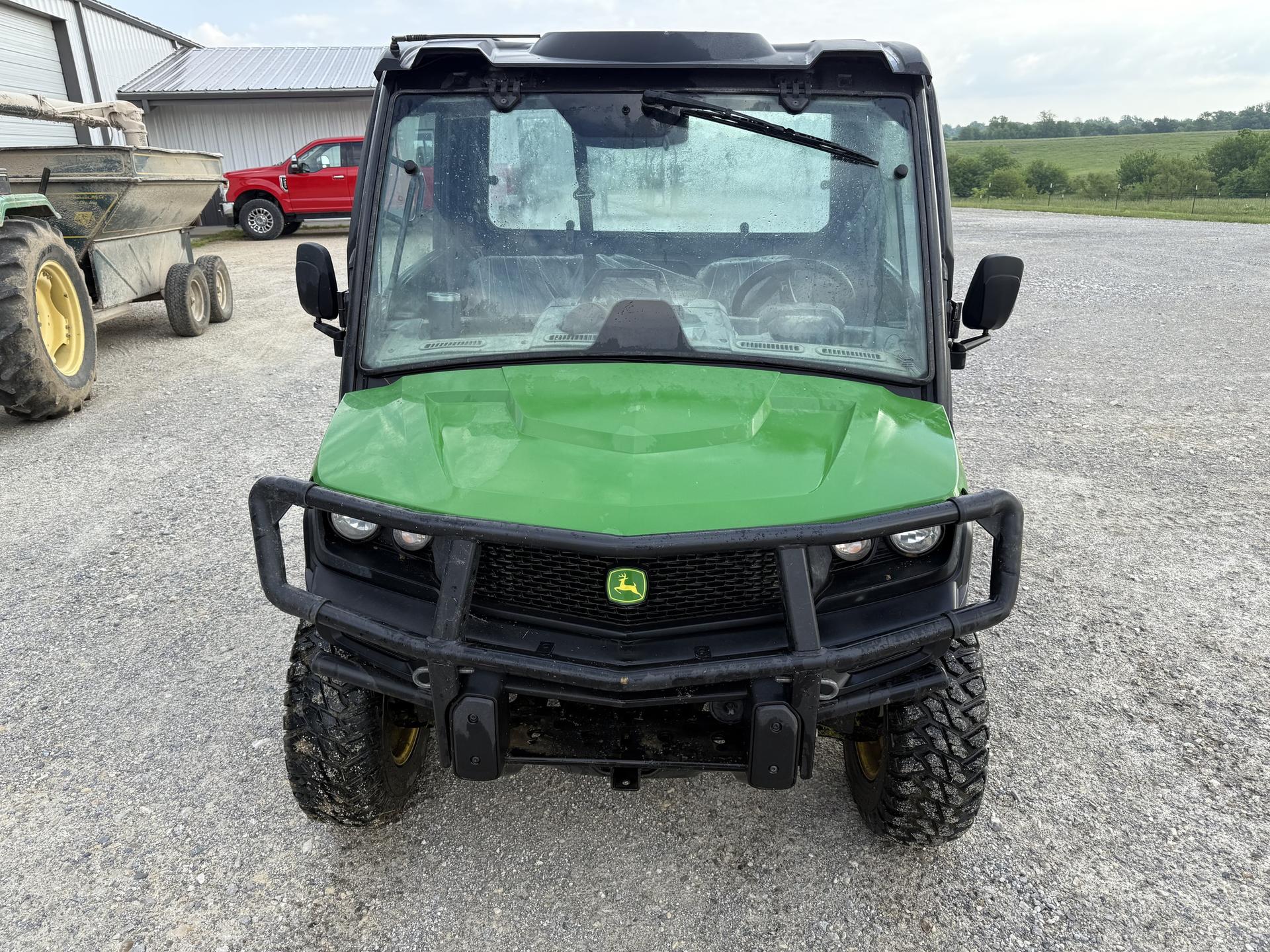 2023 John Deere XUV 835M Image