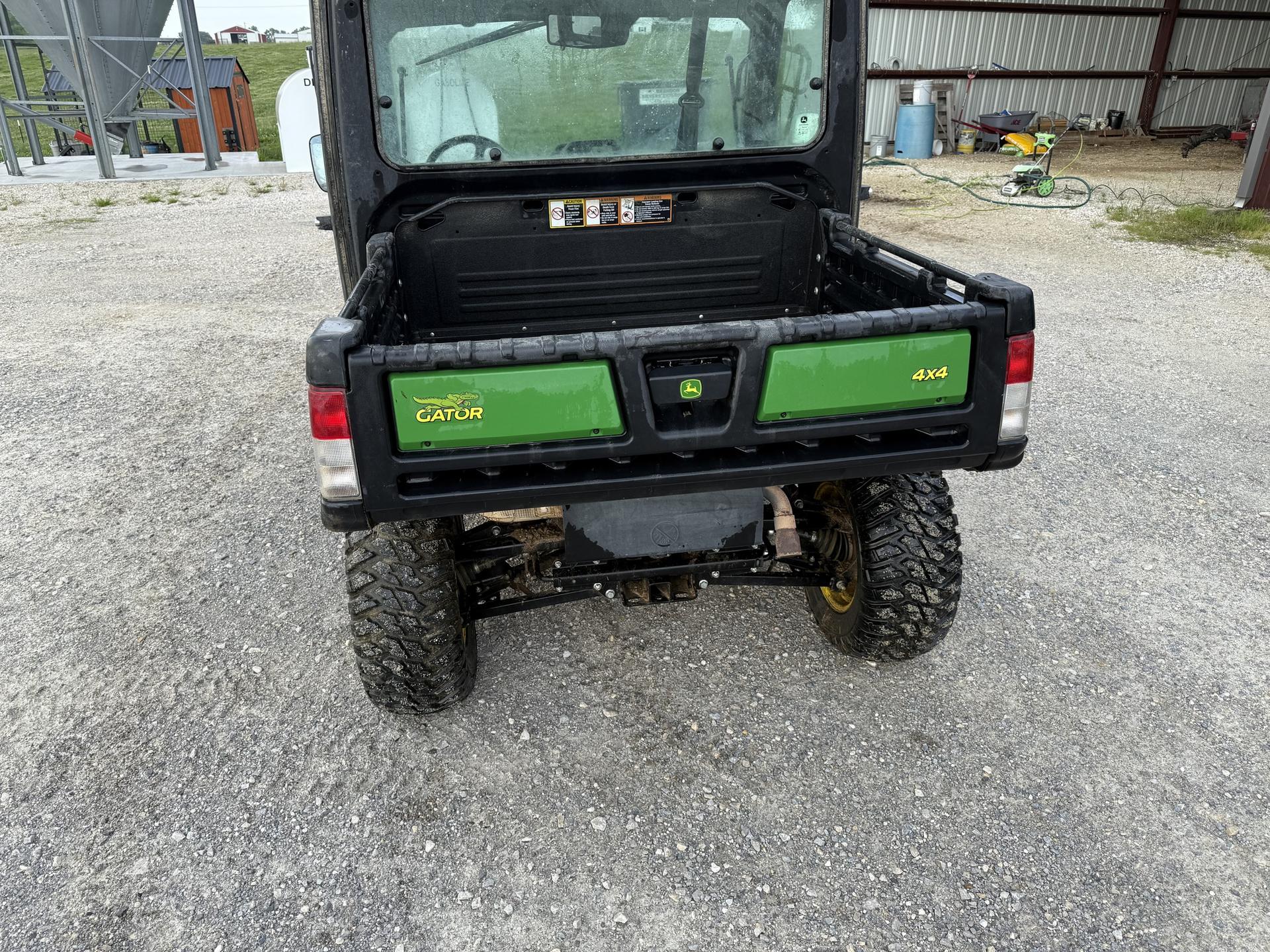 2023 John Deere XUV 835M Image